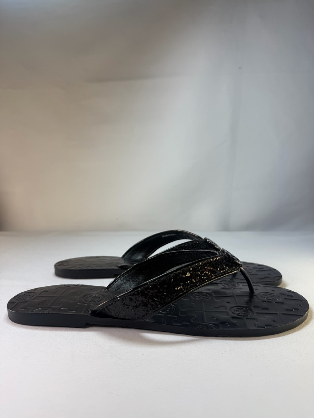 Tory Burch Glitter Thora Black Logo Flip Flop Sandals Size 9